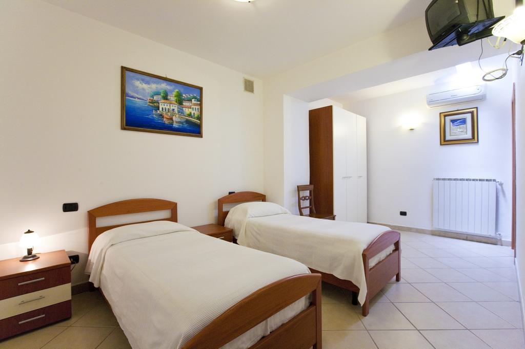 Olga'S Residence Relais Nerano Cameră foto